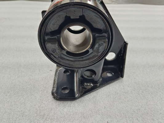5002030LE020 cab front support right bracket