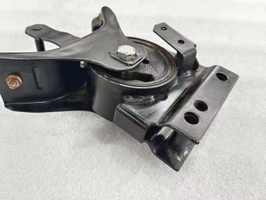 5004600LE020 Cab rear support assembly