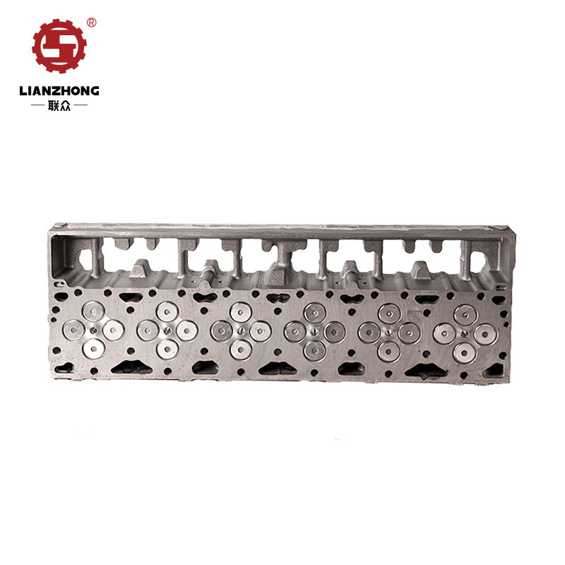 2864028 4999617 Cummins Cylinder Head For Ismqsmm11 Diesel Engine Parts